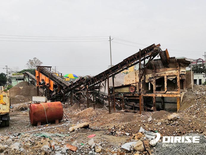 破碎機(jī)變頻器應(yīng)用案例-國(guó)產(chǎn)變頻器廠(chǎng)家德瑞斯-現(xiàn)場(chǎng)